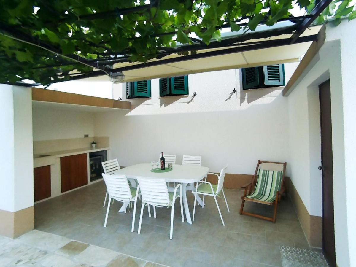 Holiday Home Adriana Ražanj المظهر الخارجي الصورة